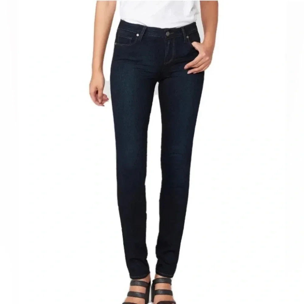 PAIGE "SKYLINE SKINNY" Mid-Rise Stretch Jeans In "CORINNA" size 30